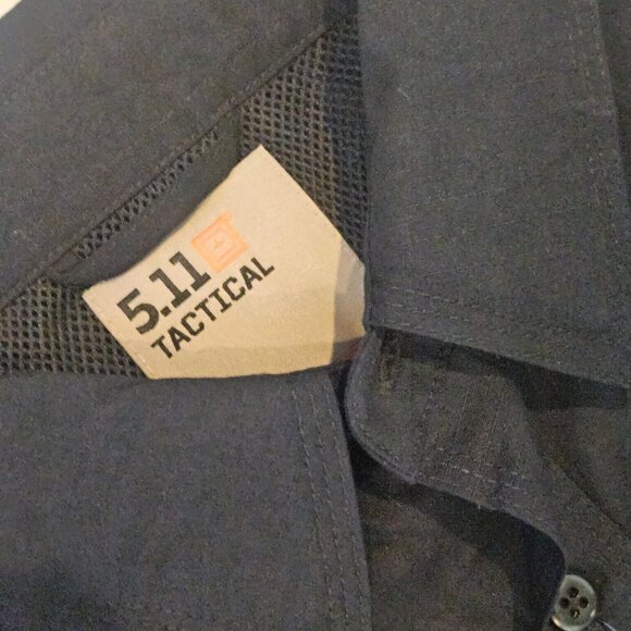 5.11 Tactical Men's Taclite Pro Long-Sleeve Shirt, 72175 - Large Regular, Navy - Picture 3 of 6